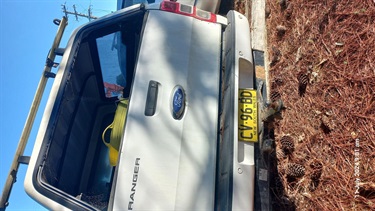 Ford-Ranger-Rear.jpg